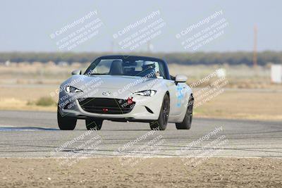 media/Oct-18-2025-Speed Ventures (Sat) [[8b3b7cf525]]/Purple/Session 1 (Sweeper)/